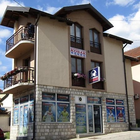 Apartment And Rooms Konak Višegrad Екстериор снимка