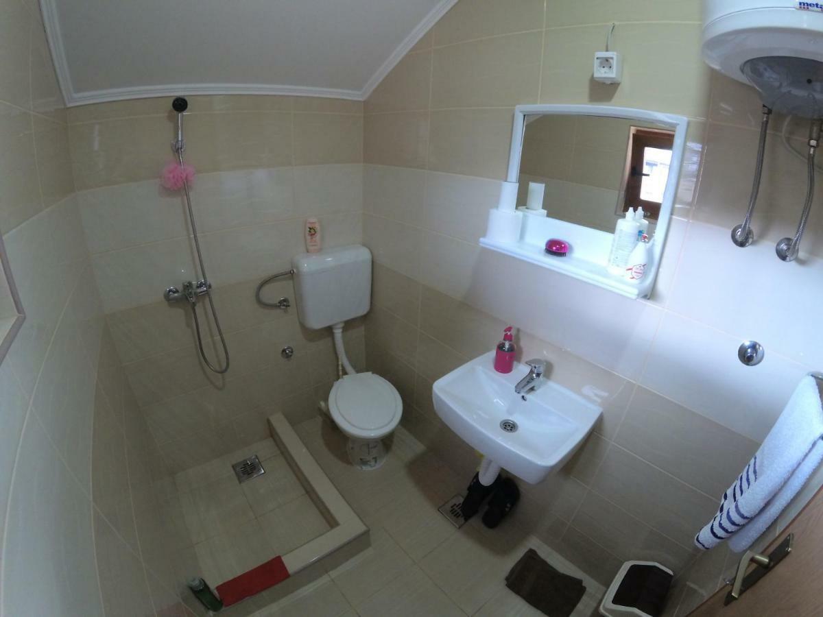 Apartment And Rooms Konak Višegrad Екстериор снимка