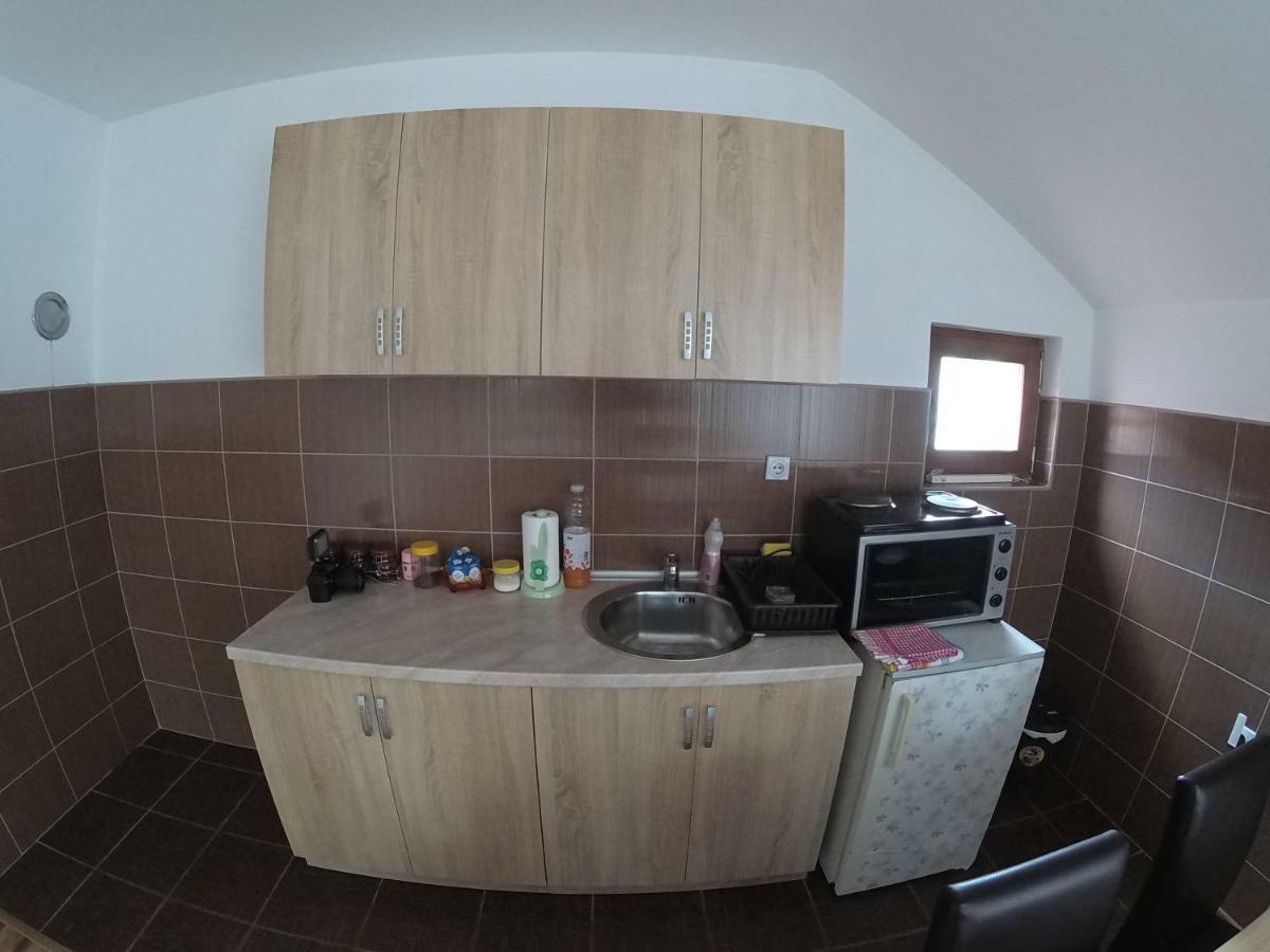 Apartment And Rooms Konak Višegrad Екстериор снимка